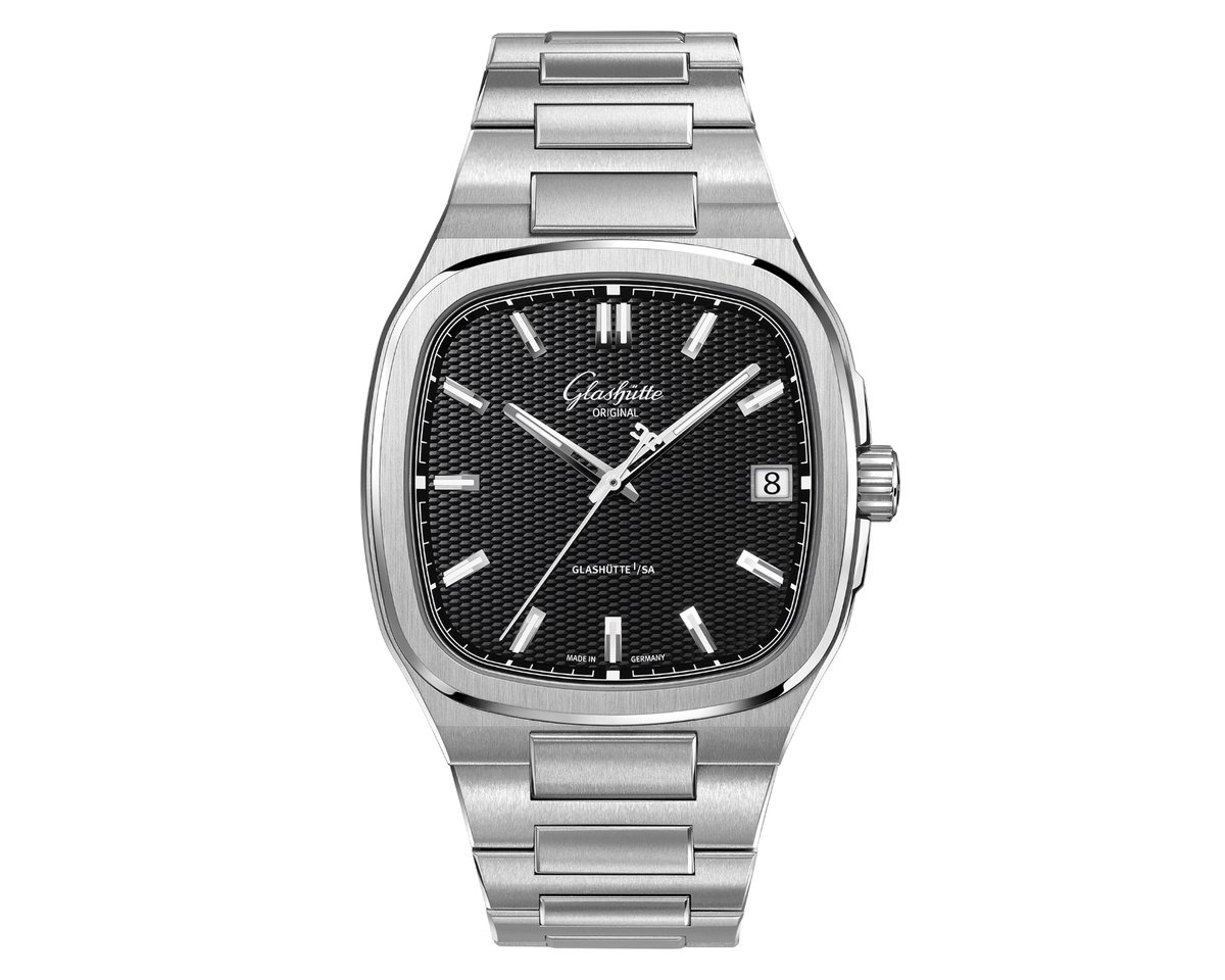 Glashütte Original 70s Vinyl Record on steel bracelet official product photo