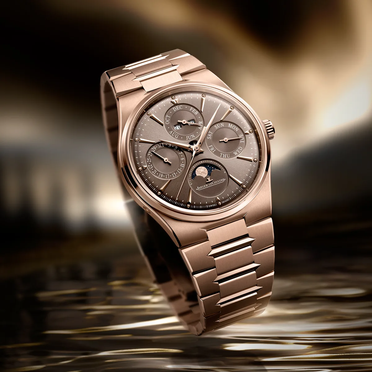 Jaeger-LeCoultre Master Control Chronomètre Perpetual Calendar Q417216J pink gold official press photo