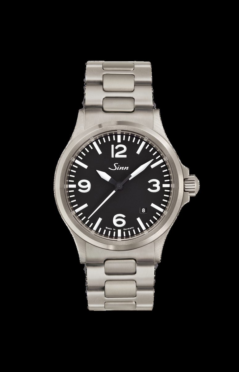 Sinn 556 A official product photo